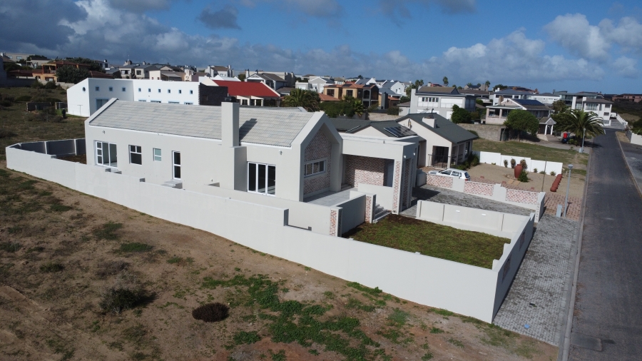 4 Bedroom Property for Sale in Myburgh Park Western Cape